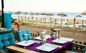 Kara Kedi Beach Bungalow